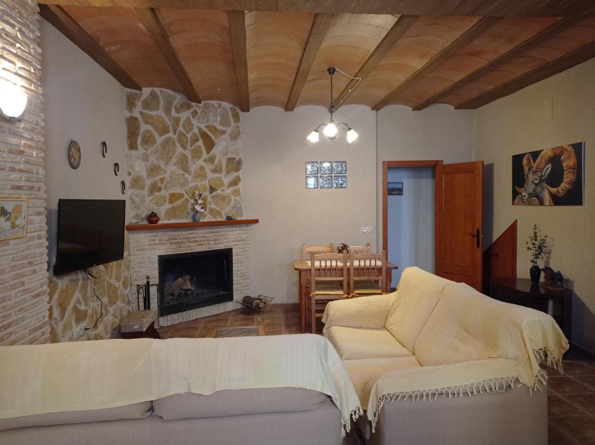 Casa Camille.Villares Elche De La Sierra Exterior foto